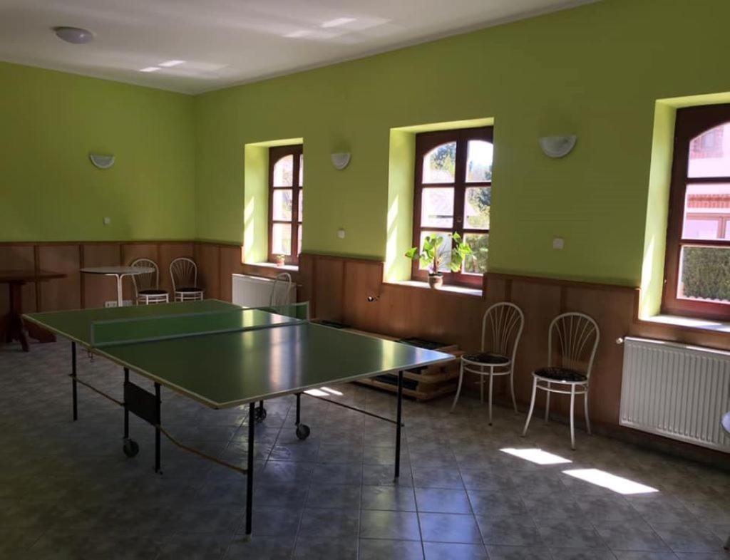 Hotel Hubertus Vendeghaz Parád Zewnętrze zdjęcie